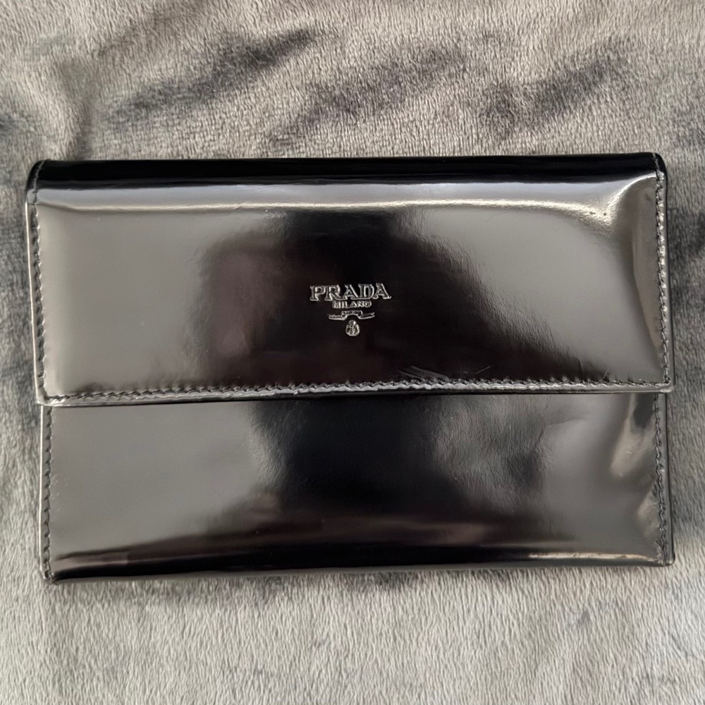 🌟NEW! PRADA Trifold Wallet Black Leather 100% AUTHENTIC
